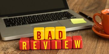 Πώς να διαχειριστείτε μια αρνητική κριτική