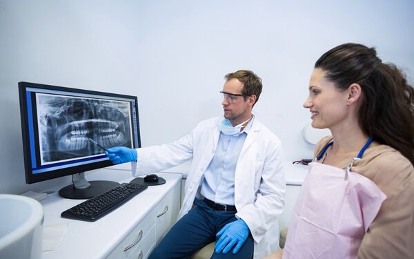 Έρευνα: Οι οδοντίατροι κάνουν λιγότερα ιατρικά λάθη σε σχέση με άλλους επαγγελματίες της υγείας