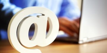 Πώς να χτίσετε μια επικοινωνία σε σταθερή βάση με τους ασθενείς σας μέσω e-mails