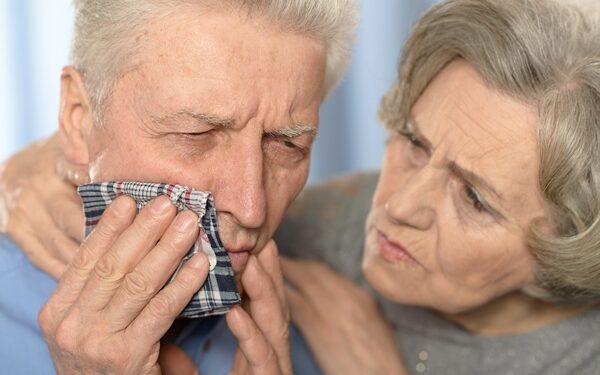 Γιατί οι ηλικιωμένοι δεν επισκέπτονται τον οδοντίατρο;