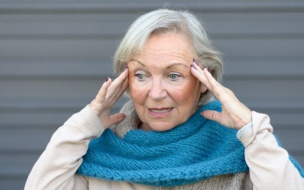 Η περιοδοντική νόσος μπορεί να πυροδοτήσει την εκδήλωση του Alzheimer;