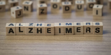 H καλή στοματική υγεία σύμμαχος στη μάχη εναντίον του Αλτσχάιμερ!