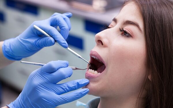 Οι ασθενείς με άγχος παίρνουν περισσότερα παυσίπονα μετά την εξαγωγή δοντιών