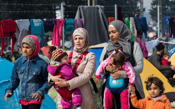 Γερμανοί επιστήμονες αναλαμβάνουν την μελέτη της στοματικής υγείας των προσφύγων