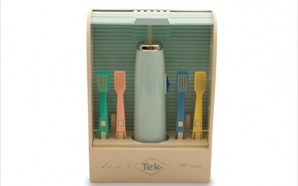 Μια περιήγηση στην ιστορία της οδοντόβουρτσας από διαδικτυακό μουσείο!