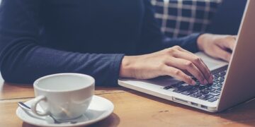 Webinar: Κλείσιμο Μεσοδοντίων Διαστημάτων και Αλλαγή Σχήματος Δοντιού