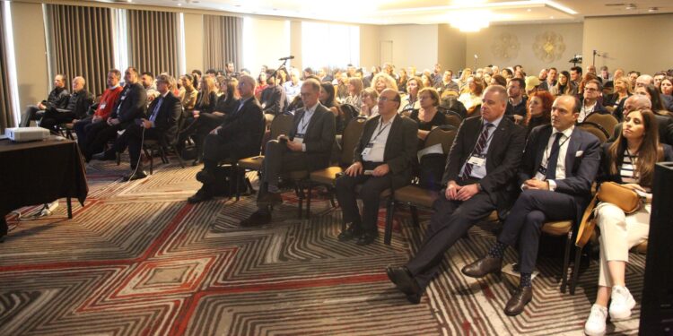 Επιτυχημένο το 18ο Διεθνές Συμπόσιο Ορθοδοντικής στην Αθήνα