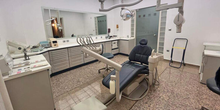Ενοικιάζεται χώρος Οδοντιατρείου για συστέγαση στο Πεδίον Άρεως